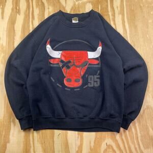Vintage Y2K Chicago Bulls Crewneck Sweatshirt – Men’s M